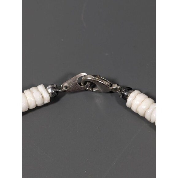 Retro Y2K Stacked Shell Choker Necklace White Beachy Surfer 14 in - Picture 6 of 8